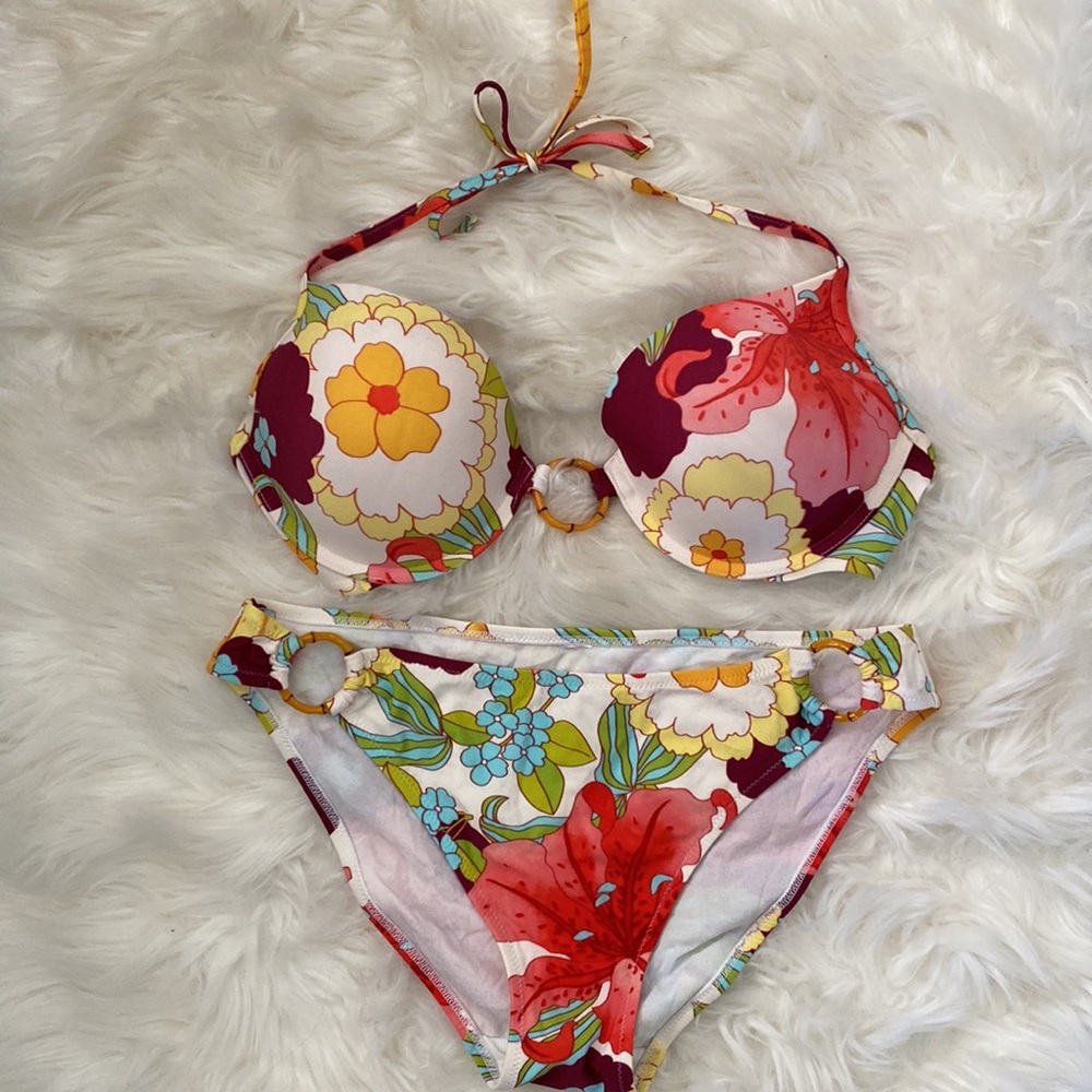 VS tropical bikini